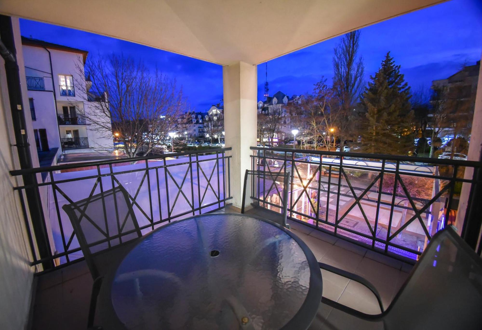 Apartamenty Promenada Z Tarasem I Parkingiem - Apartamenty Na Wyspie Świnoujście Esterno foto